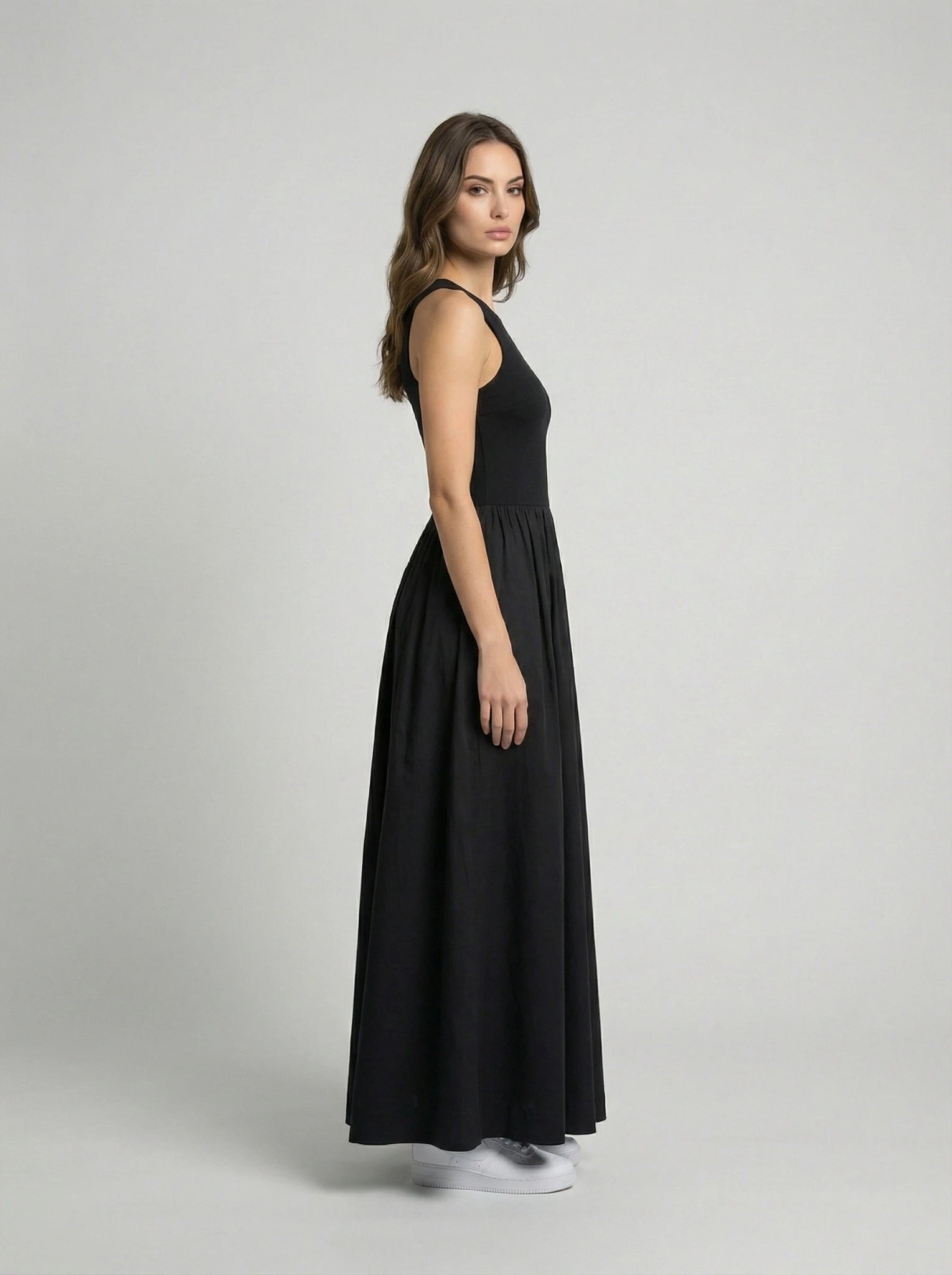 Damska sukienka maxi casual z okrągłym dekoltem